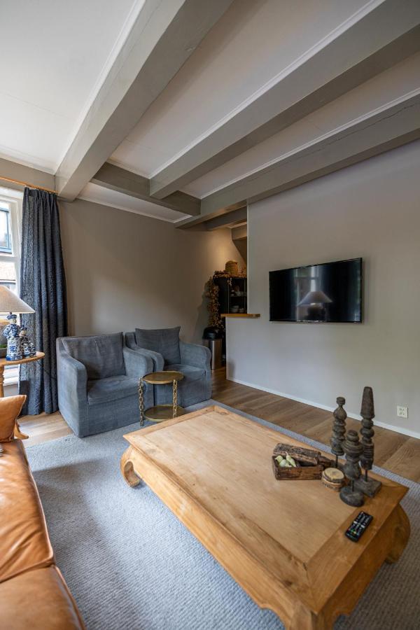 Heritage 17Th Century City Apartment Monsieur Philippe Леуварден Екстериор снимка